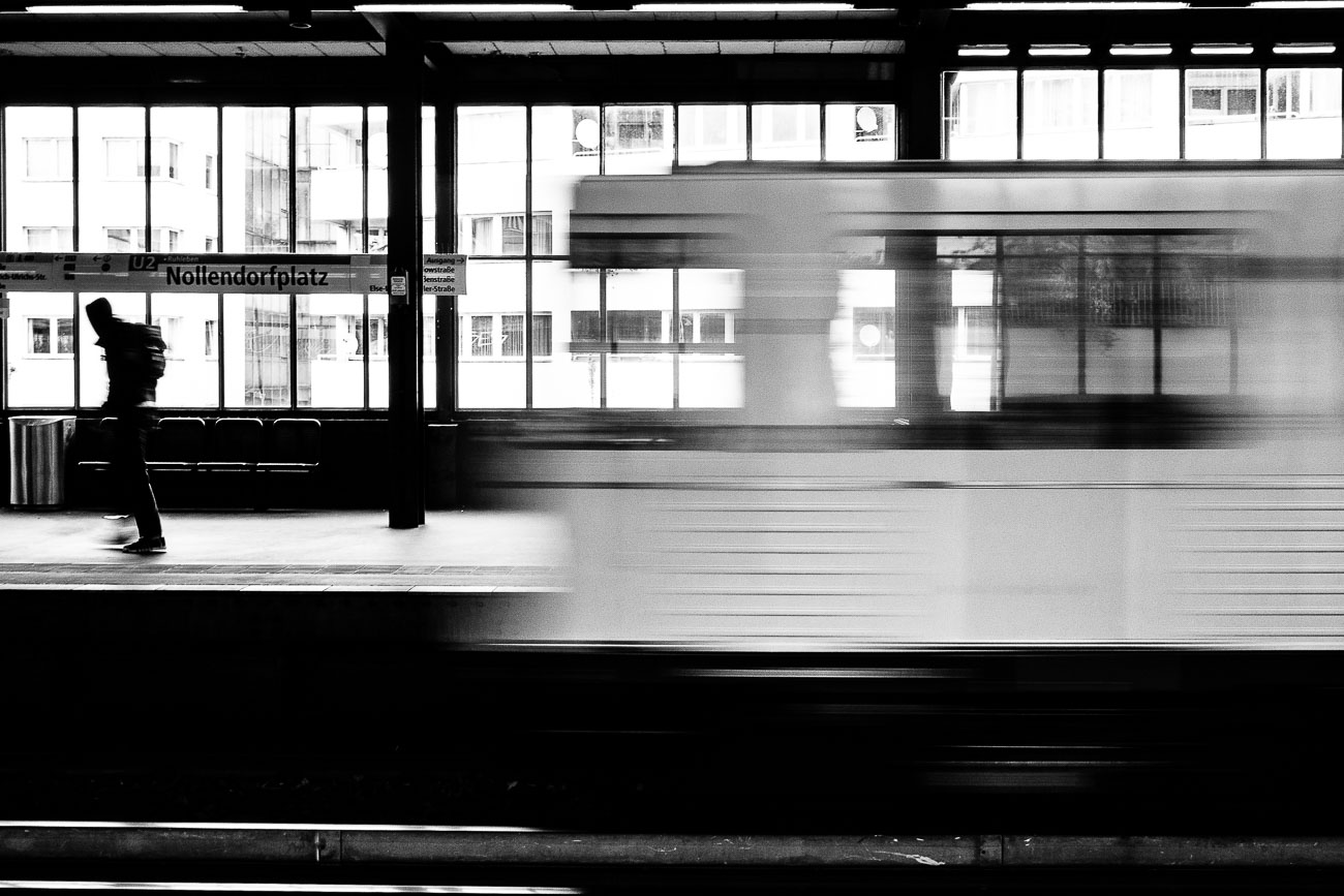 street photography blur Martin U Waltz